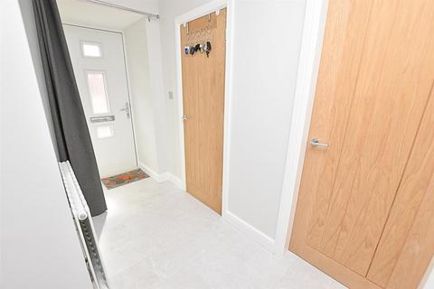 3 Chestnut Road, Waltham, Grimsby, DN37 0DF