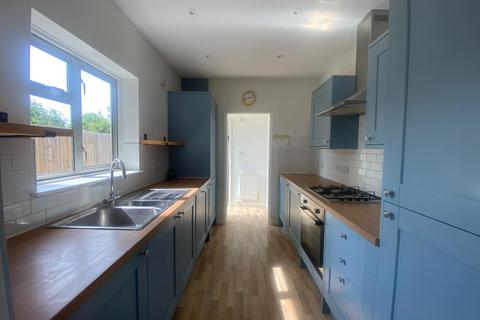 64 New Road, Sawston, Cambridge, CB22 3BW
