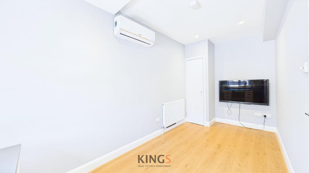 Games Room/Playroom/Bedroom