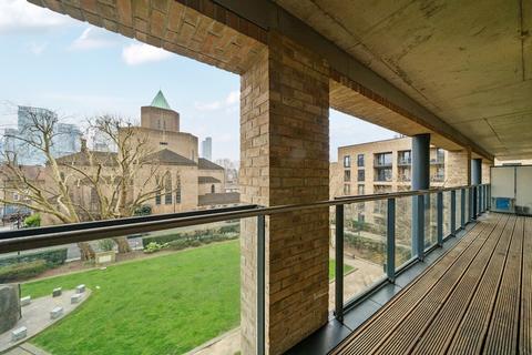 3 bedroom apartment for sale, Upper North Street London E14