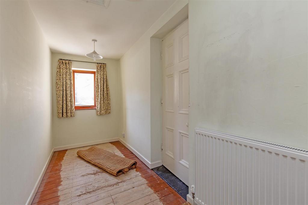 Dressing Room-1.jpg