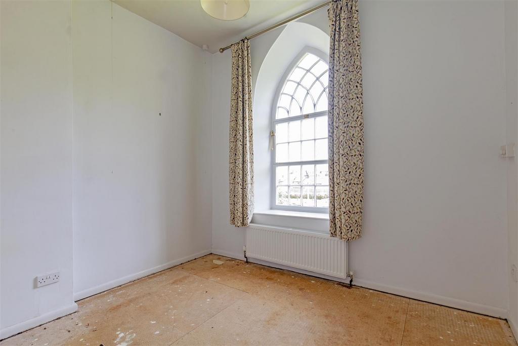 Bedroom 3-1.jpg
