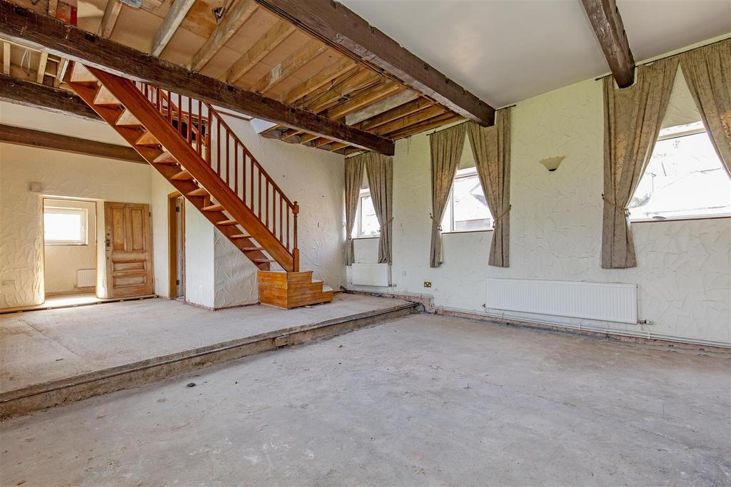 Reception Room-4.jpg