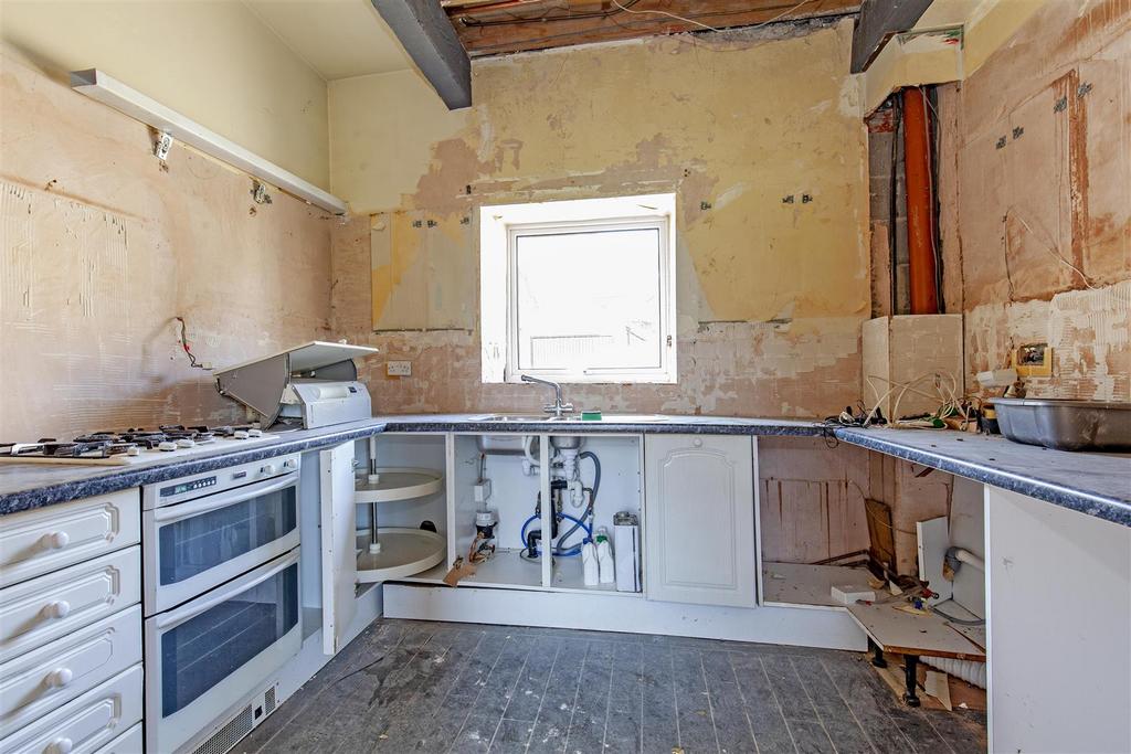 Kitchen-1.jpg