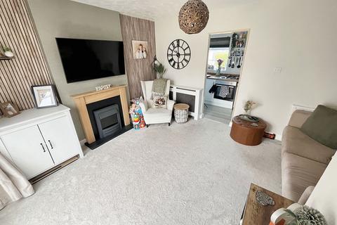 6 Hadleigh Crescent, Middlesbrough, TS4 2TG