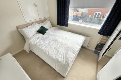 6 Hadleigh Crescent, Middlesbrough, TS4 2TG
