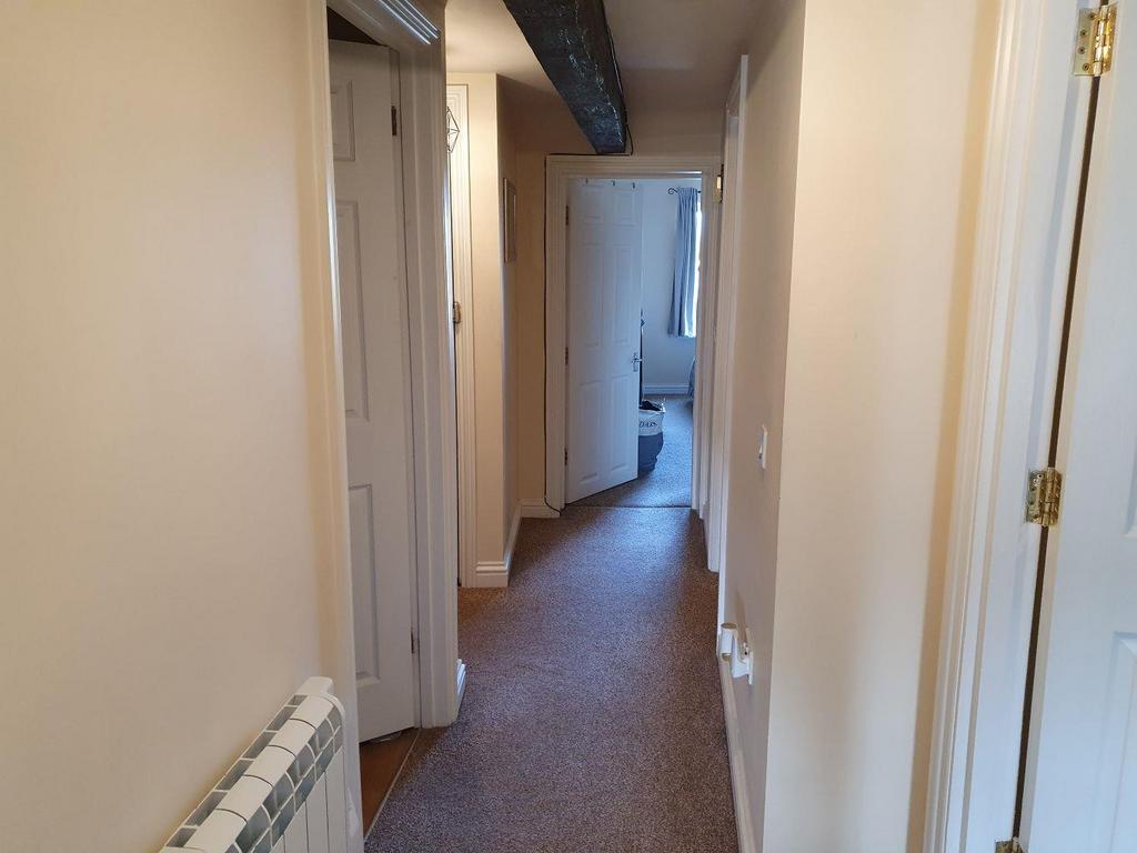 Hallway.jpg