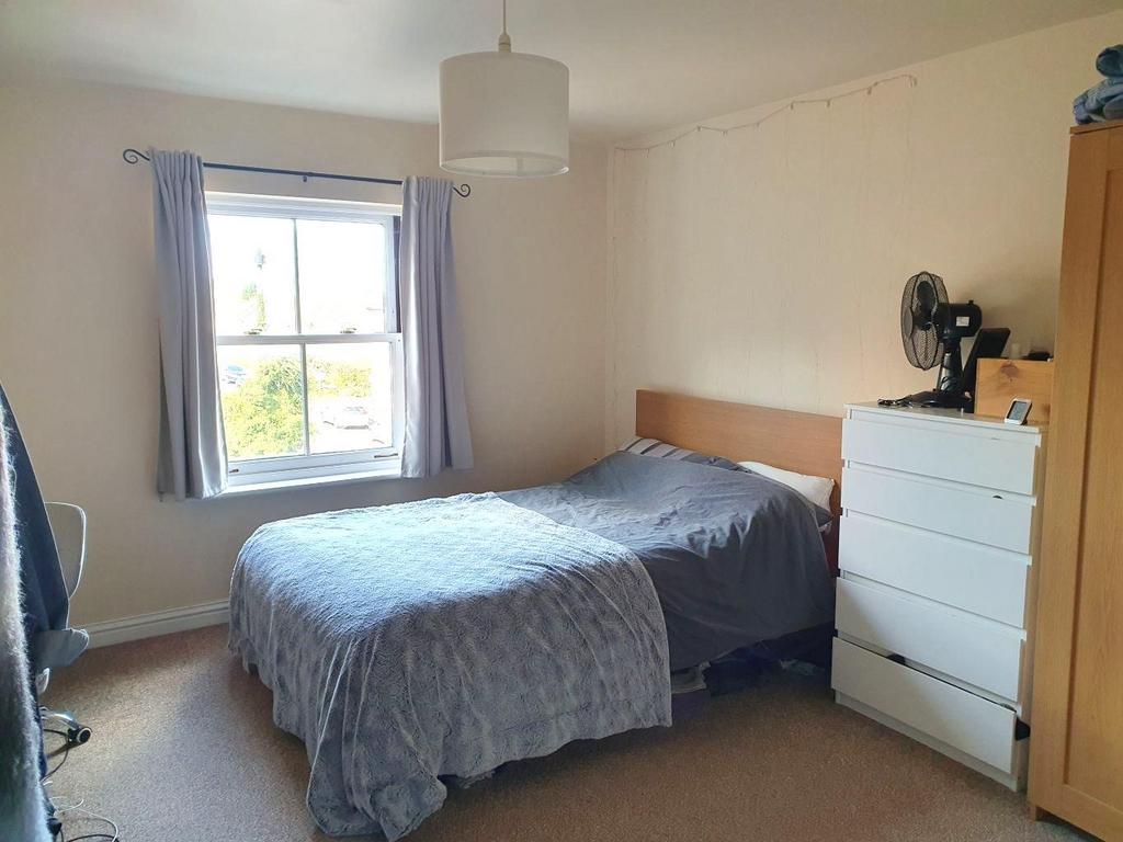 Master Bedroom.jpg