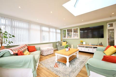 65 Feverills Road, Little Clacton, Clacton-on-sea, CO16 9NA