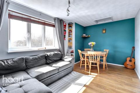 28 Fennec Close, Cambridge, CB1 9GG
