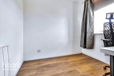 28 Fennec Close, Cambridge, CB1 9GG