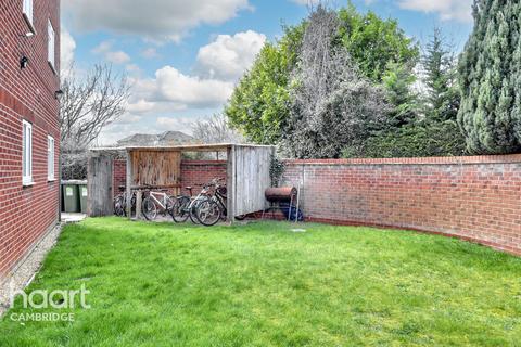 28 Fennec Close, Cambridge, CB1 9GG