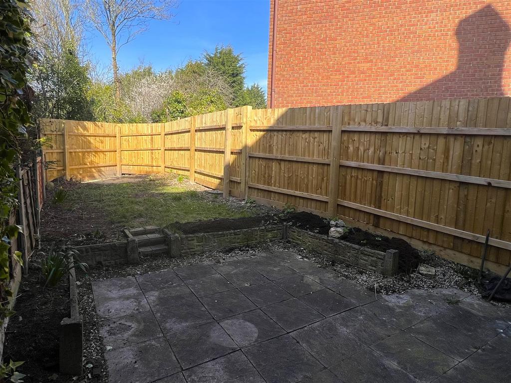 9 B3 E0289-0135-4 B43-83 FE-3 E5 D0375483 E.jpeg