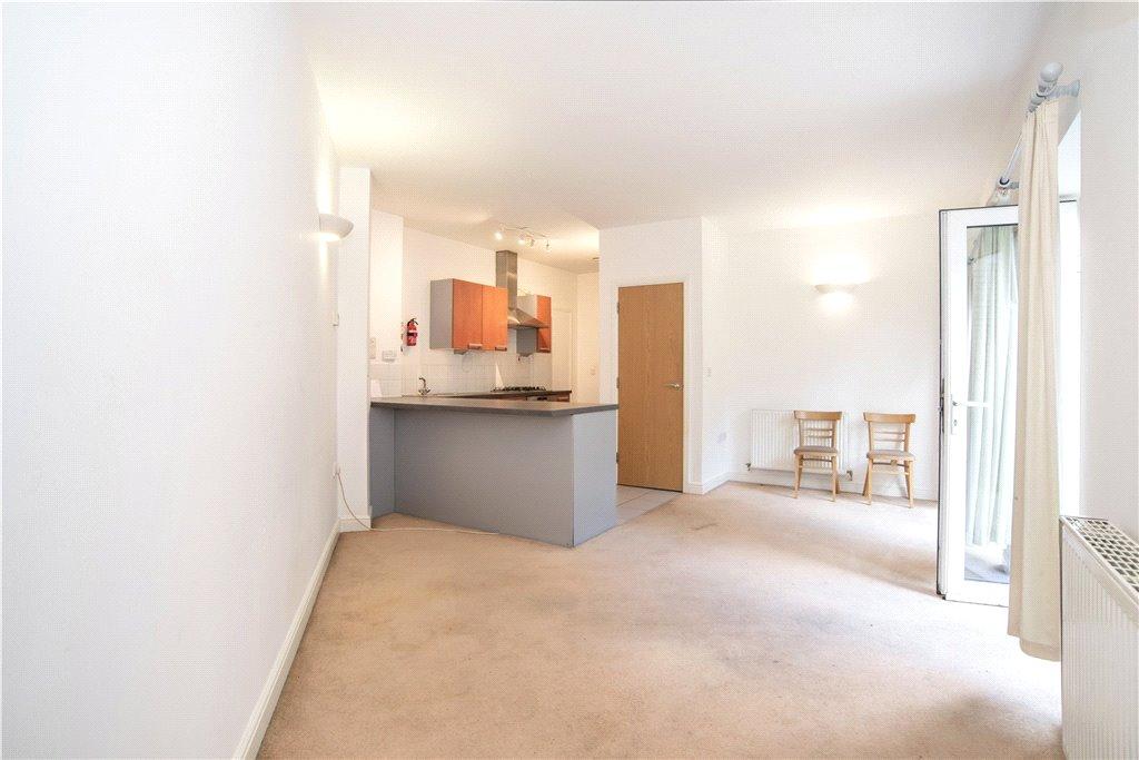 Reception/Kitchen