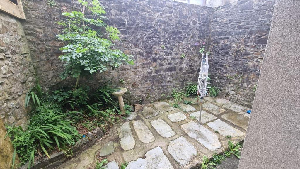 7 ER Garden 1.jpeg