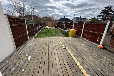 58 Benets Road, Hornchurch, RM11 3PU