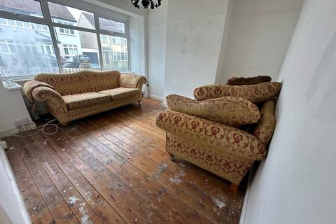 58 Benets Road, Hornchurch, RM11 3PU