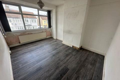 58 Benets Road, Hornchurch, RM11 3PU