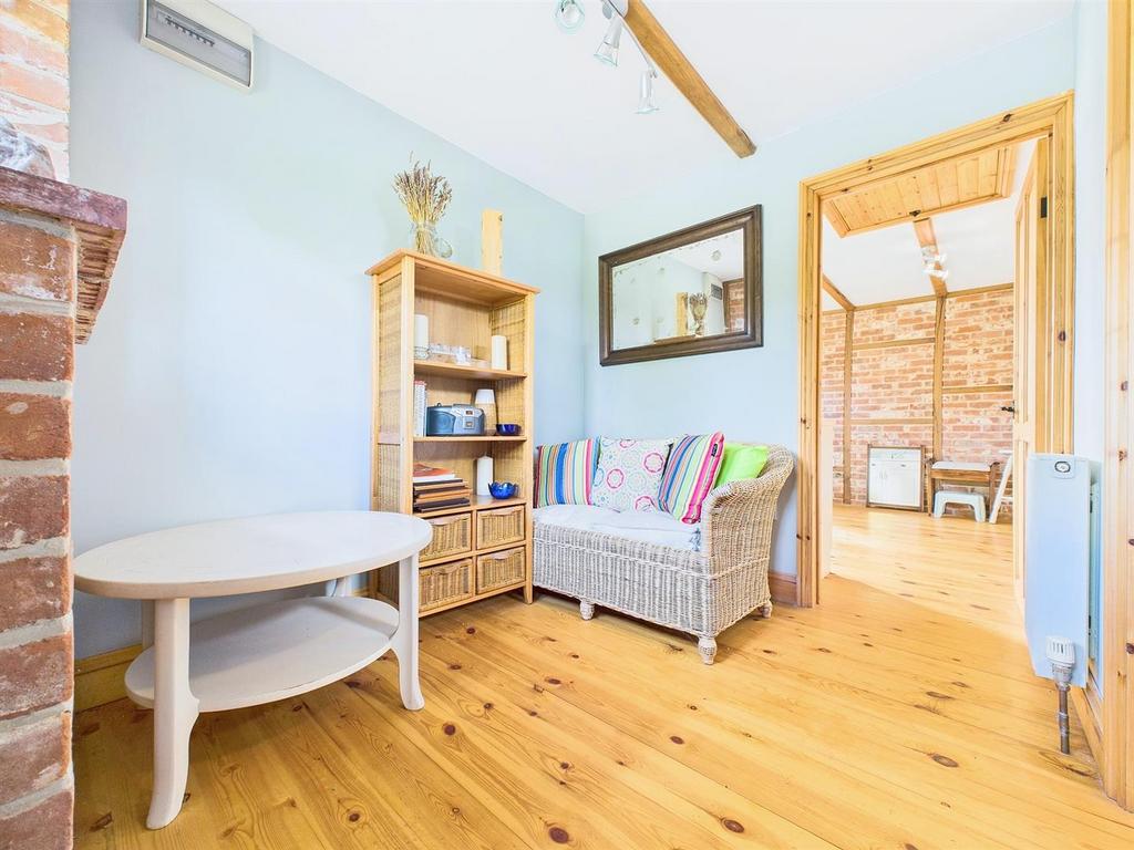 Annexe Room 2