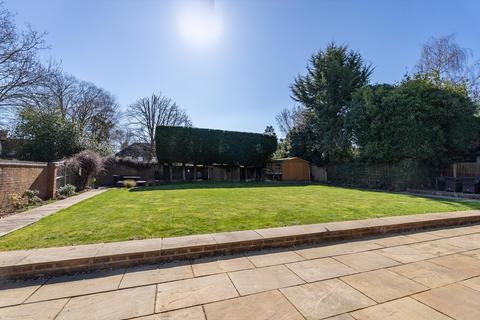 7 bedroom detached house for sale, The Beeches, Fetcham, Leatherhead, Surrey, KT22