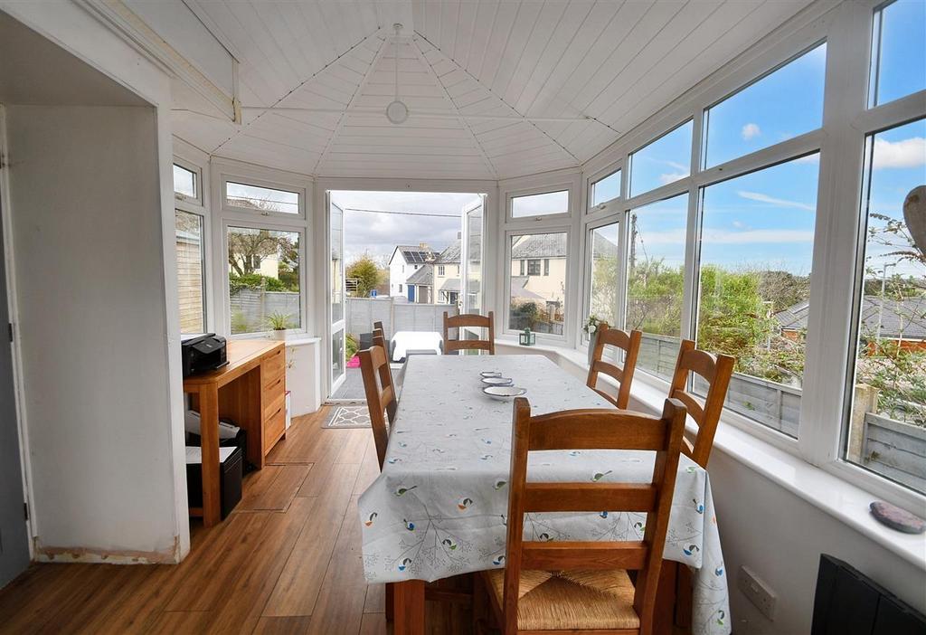 Dining conservatory