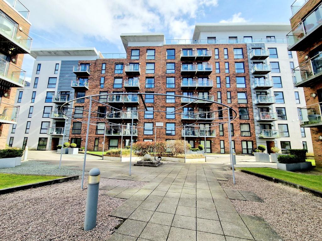 Longfield Centre Prestwich M25 2 Bed Apartment 1 050 Pcm 242 Pw 