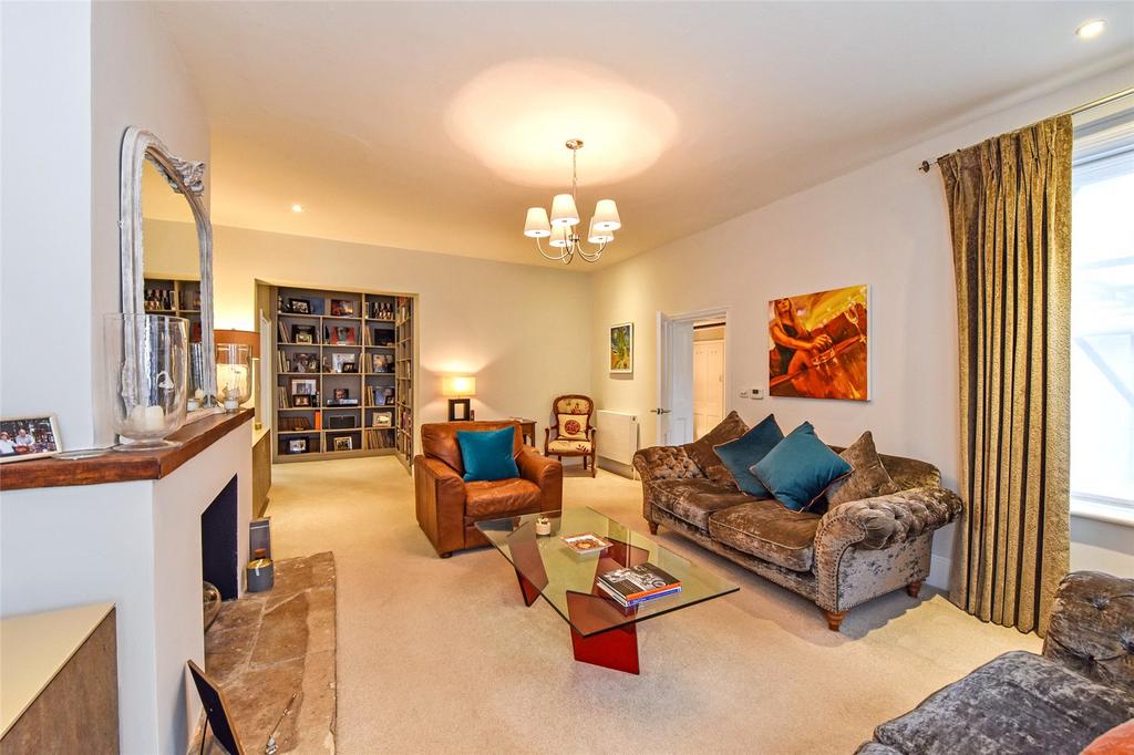 Sitting Room Wh