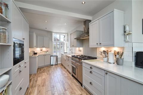 136 Adel Lane, Leeds, LS16 8BX