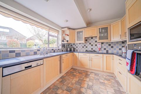 2 Beausale Drive, Knowle, Solihull, B93 0NS