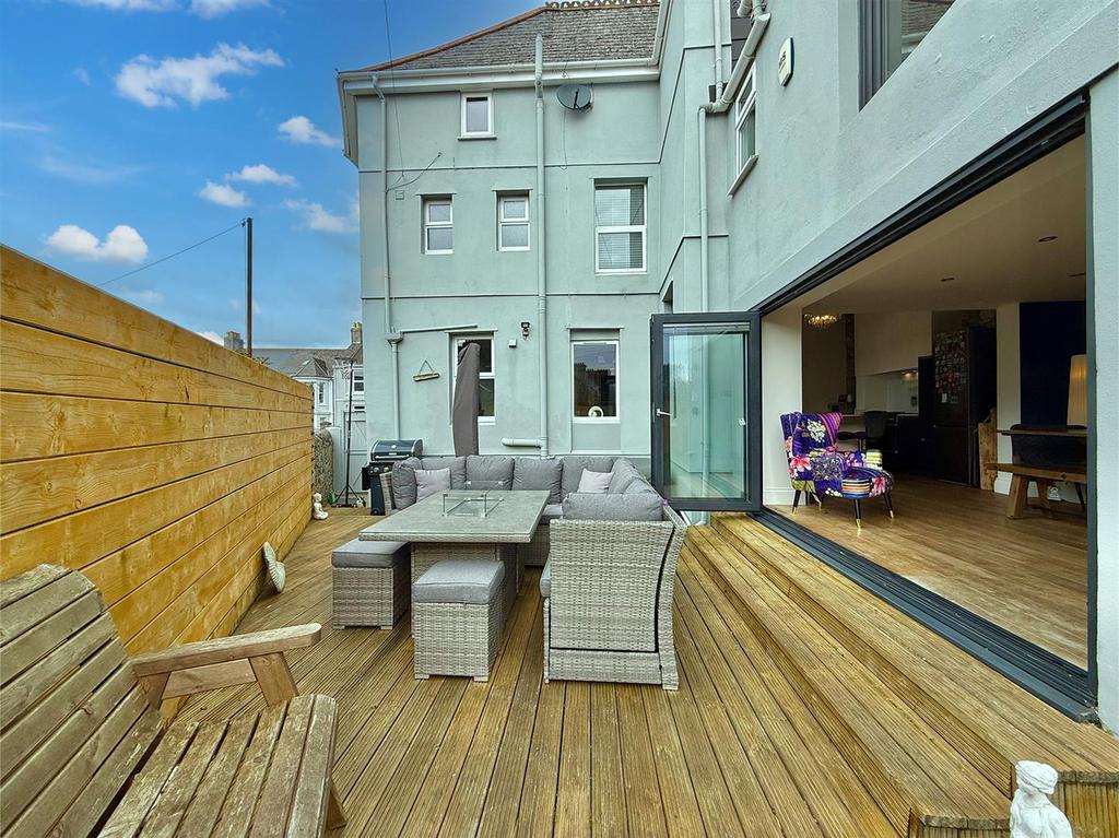 6.jpeg