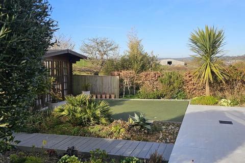 3 bedroom bungalow for sale, Brit View Road, West Bay