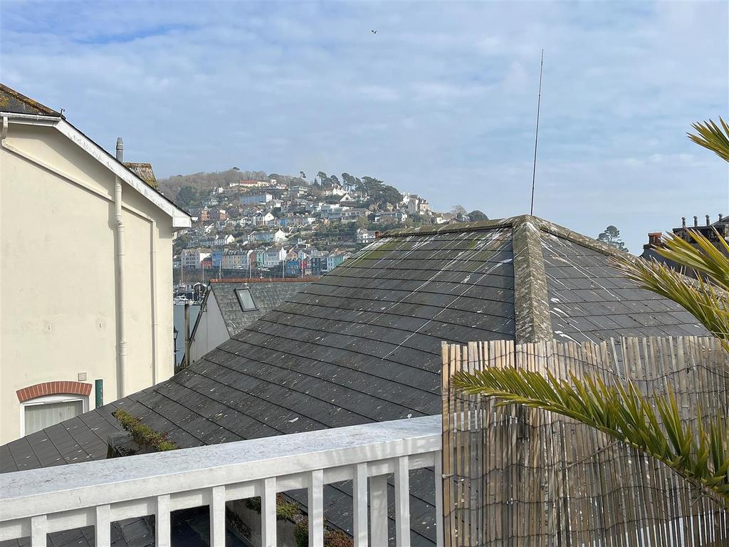 View Towards Kingswear.jpg