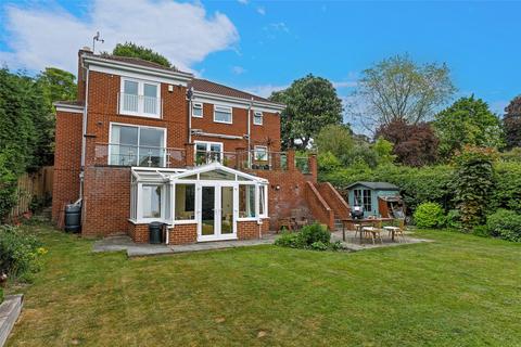 5 bedroom detached house for sale, Woodthorpe Lane, Sandal, Wakefield, WF2