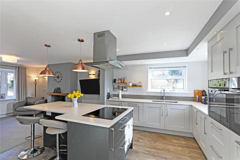 5 bedroom detached house for sale, Woodthorpe Lane, Sandal, Wakefield, WF2