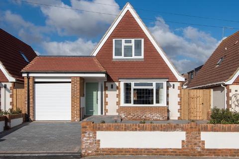 9 North Avenue, Goring By Sea, Worthing, BN12 4DA
