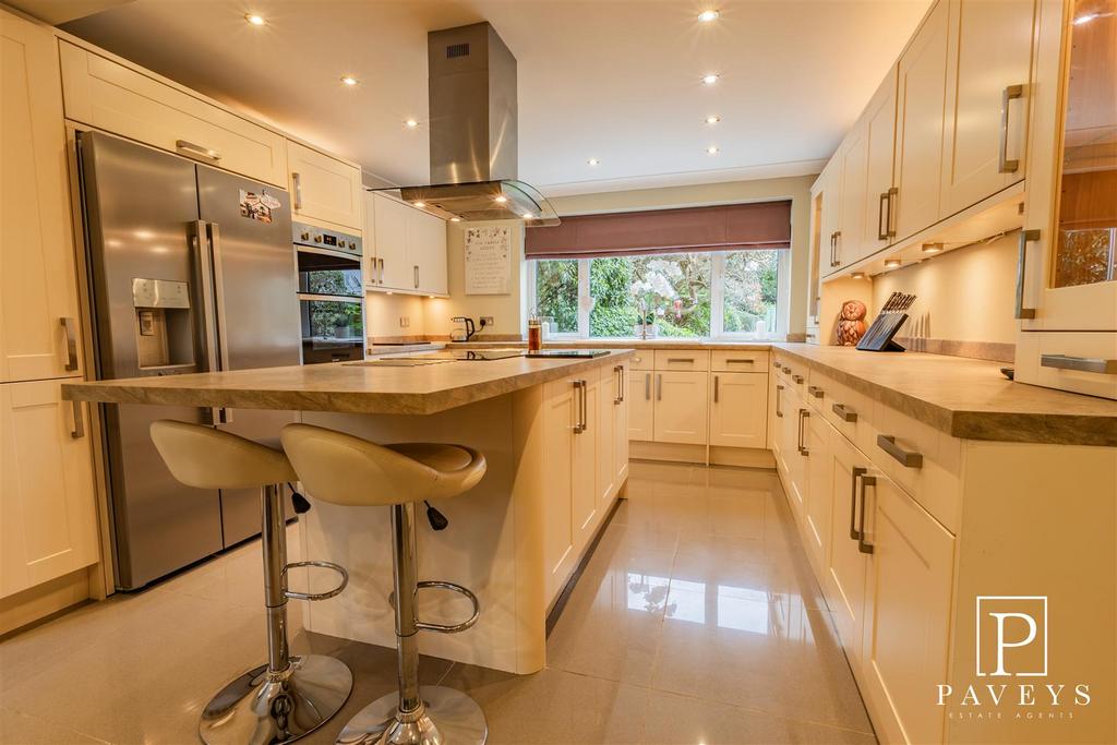 Kitchen diner