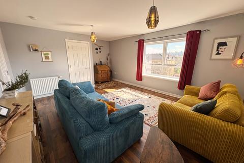 2/2, 3 Manse Brae, Glasgow, G44 5UG