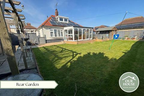 2 bedroom detached bungalow for sale, Belvedere Park, Hornsea