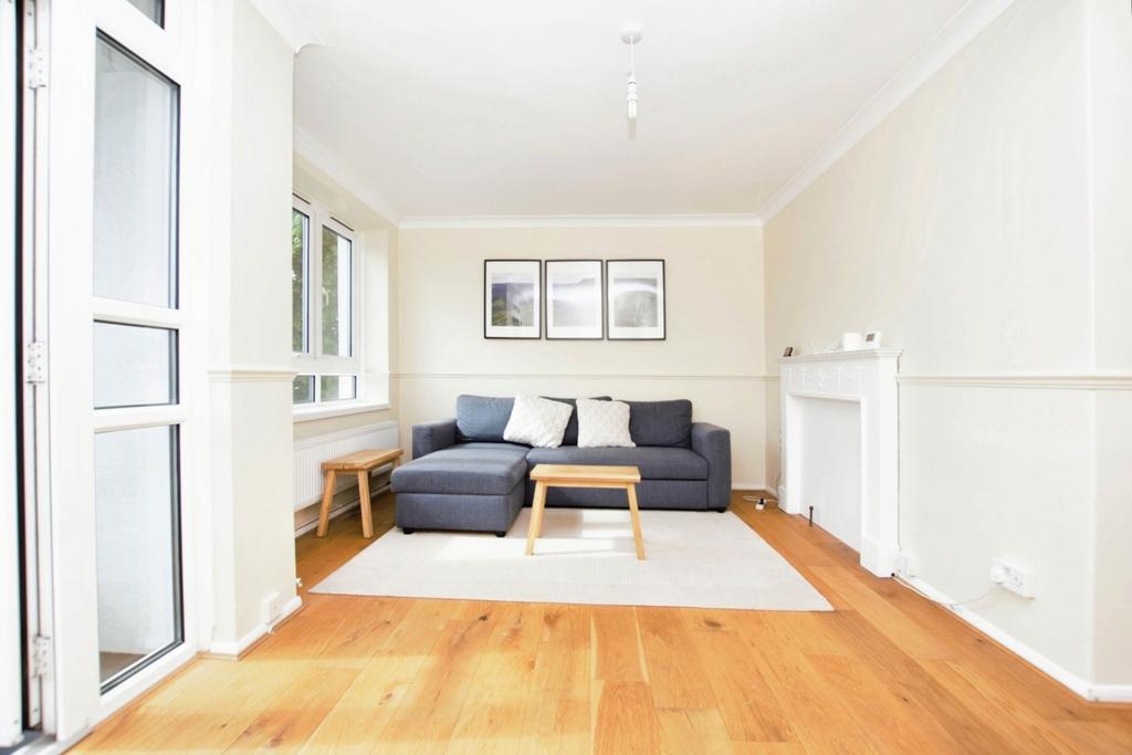 Living Room (3)