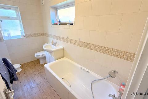 14 Pollards Close, Goffs Oak, Waltham Cross, EN7 5JP