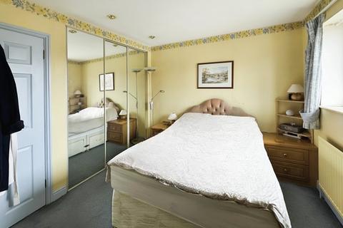 85 Brookfield View, Cleckheaton, BD19 4ES