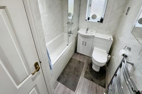 85 Brookfield View, Cleckheaton, BD19 4ES