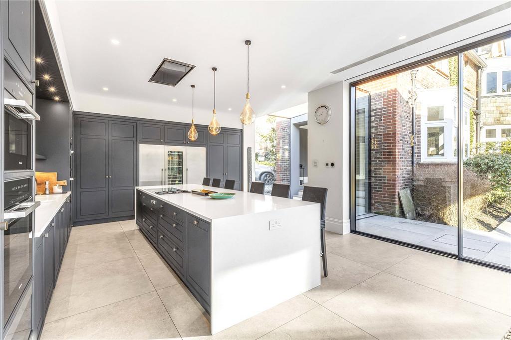 Kitchen/Breakfast
