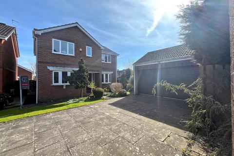 4 bedroom detached house for sale, Manor Garth, Skidby