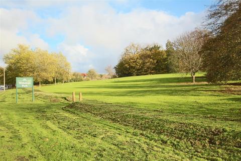 1 bedroom retirement property for sale, London Road, Patcham, Brighton