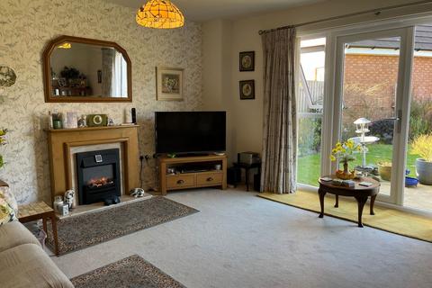 6 Granite Close, South Molton, EX36 3FD