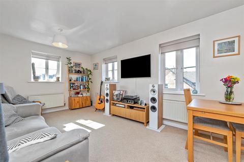 undefined, Centaurus Square, Curo Park Frogmore, St. Albans