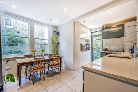 198 Tressillian Road, London, SE4 1XY