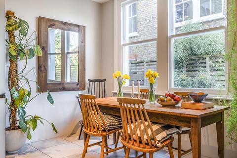 198 Tressillian Road, London, SE4 1XY