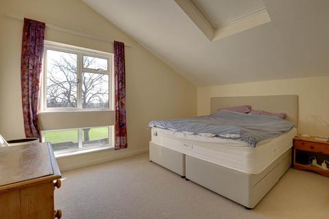 14 Field View, Caversham, Reading, RG4 5HB
